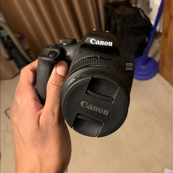 Canon 2000d - Picture 3 of 7